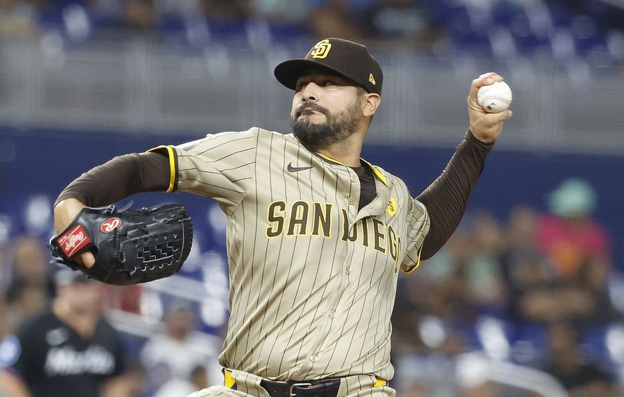 Padres force extras, sink Marlins as win streak hits 6