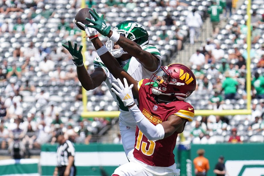 Jets coach: WR Mike Williams to be 'available' for Week 1