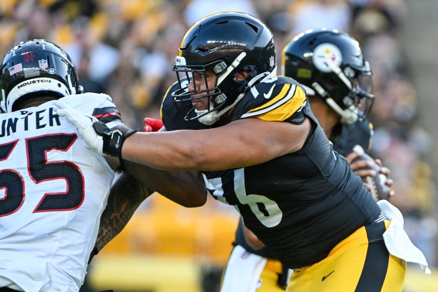 NFL: Houston Texans at Pittsburgh Steelers