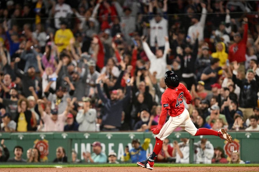 MLB: Chicago White Sox at Boston Red Sox