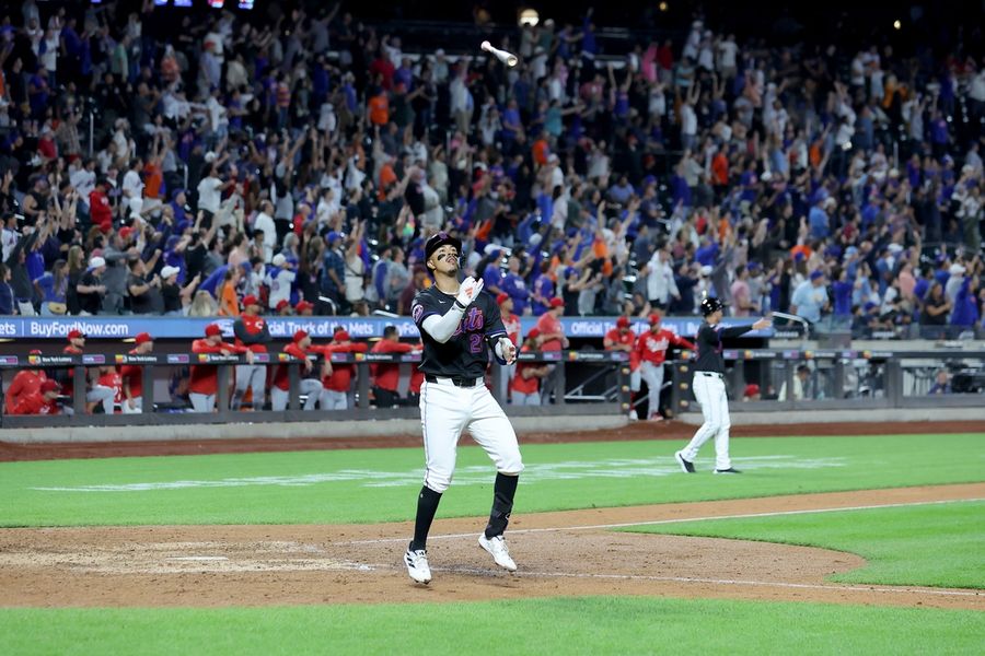 MLB: Cincinnati Reds at New York Mets