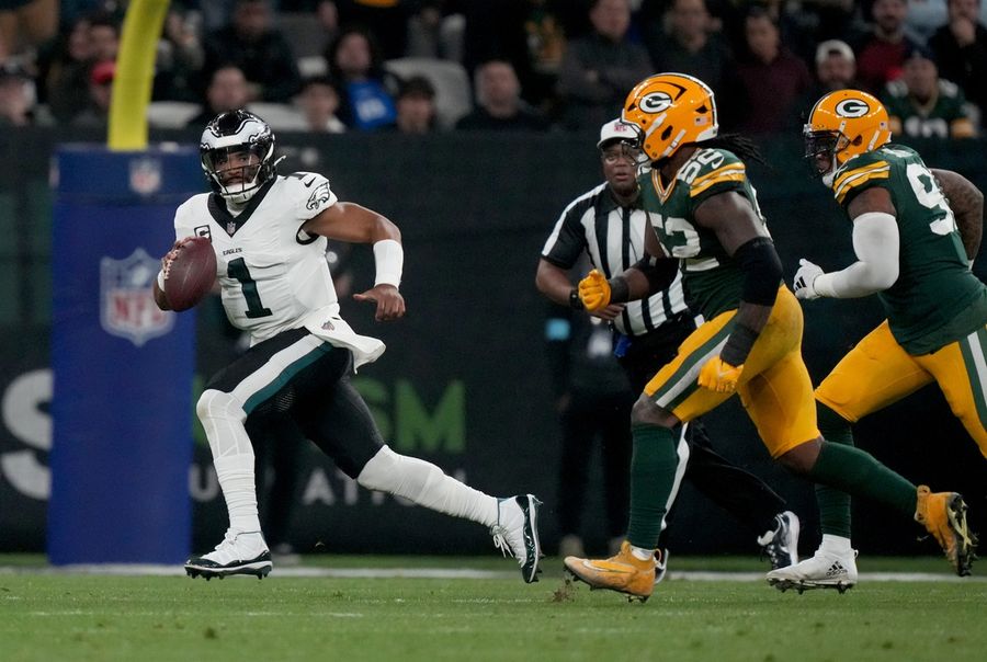 NFL: Green Bay Packers at Philadelphia Eagles