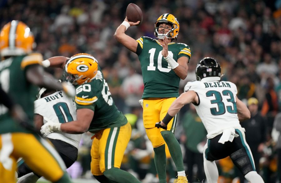 NFL: Green Bay Packers at Philadelphia Eagles