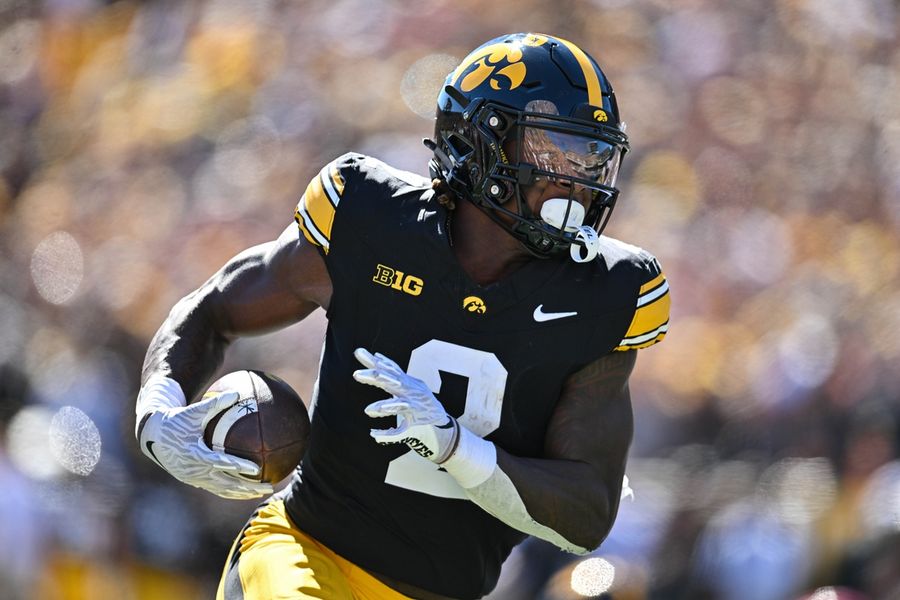 NCAA Football: Iowa State at Iowa