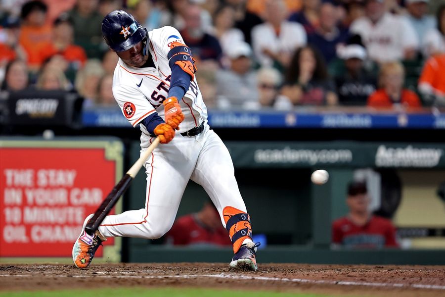 Chas McCormick y Astros se preparan para el partido inaugural contra los A's