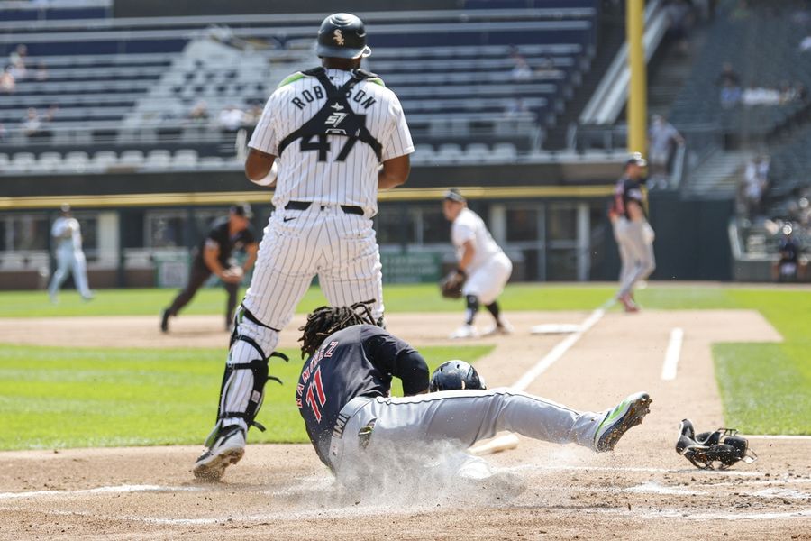MLB: Cleveland Guardians at Chicago White Sox