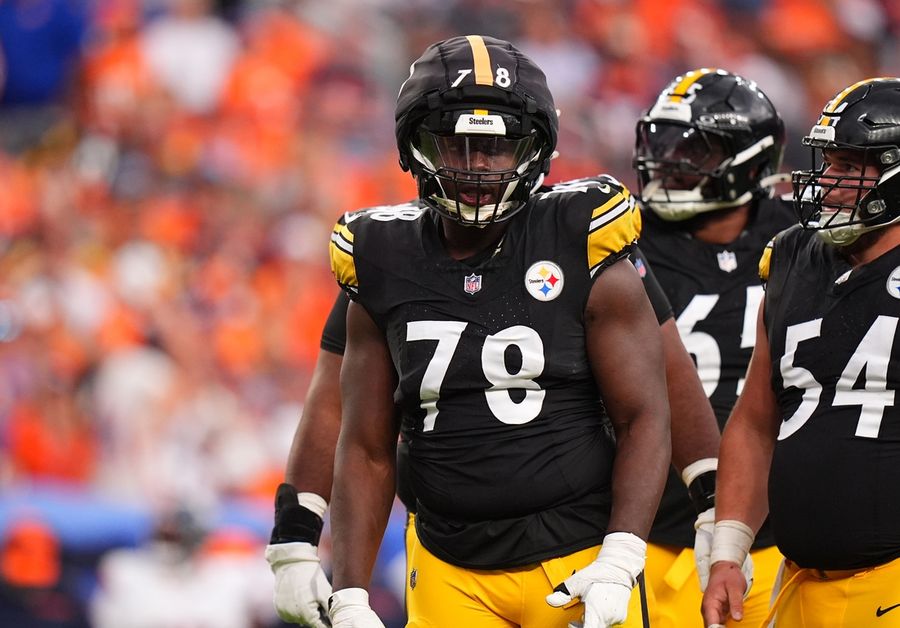 NFL: Pittsburgh Steelers at Denver Broncos