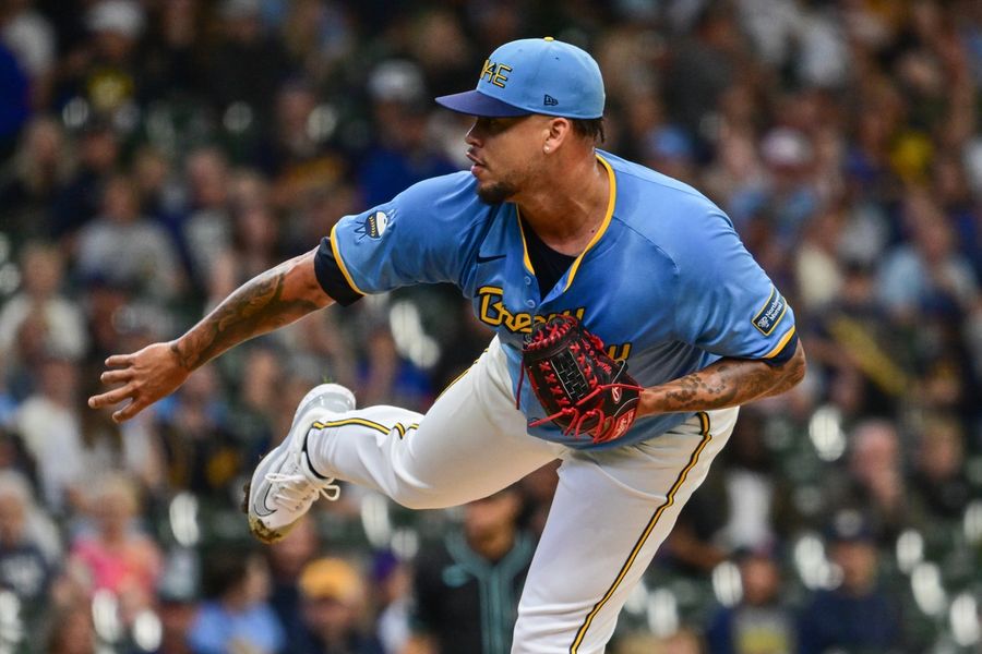 Los Cerveceros recurren a Frankie Montas para salvar la temporada ante los Mets