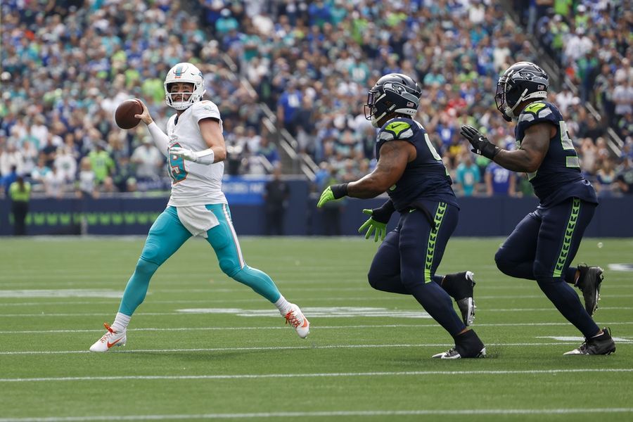NFL: Miami Dolphins at Seattle Seahawks