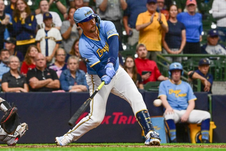 MLB: Arizona Diamondbacks at Milwaukee Brewers