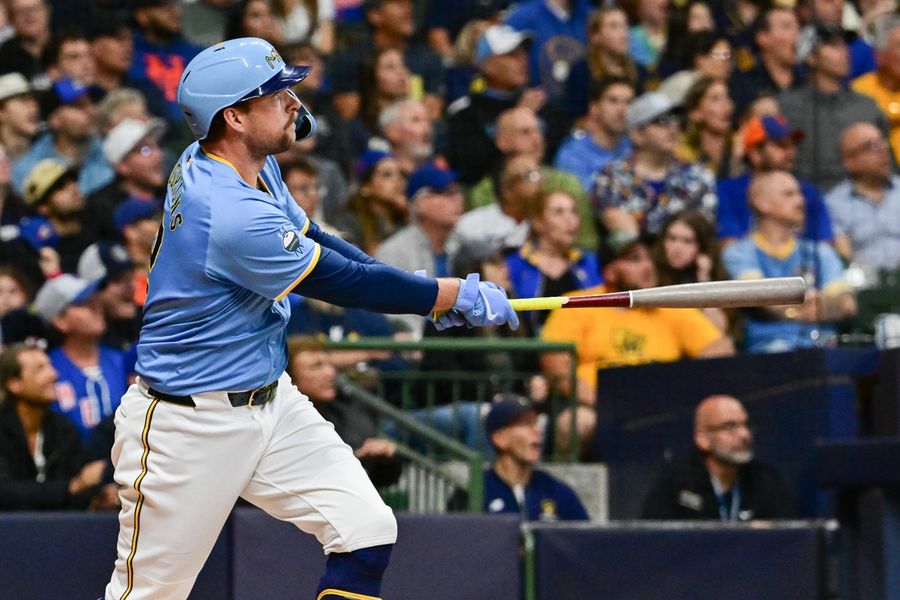 Los Cerveceros reciben un duro golpe de Rhys Hoskins y pagan una costosa pérdida para los Mets