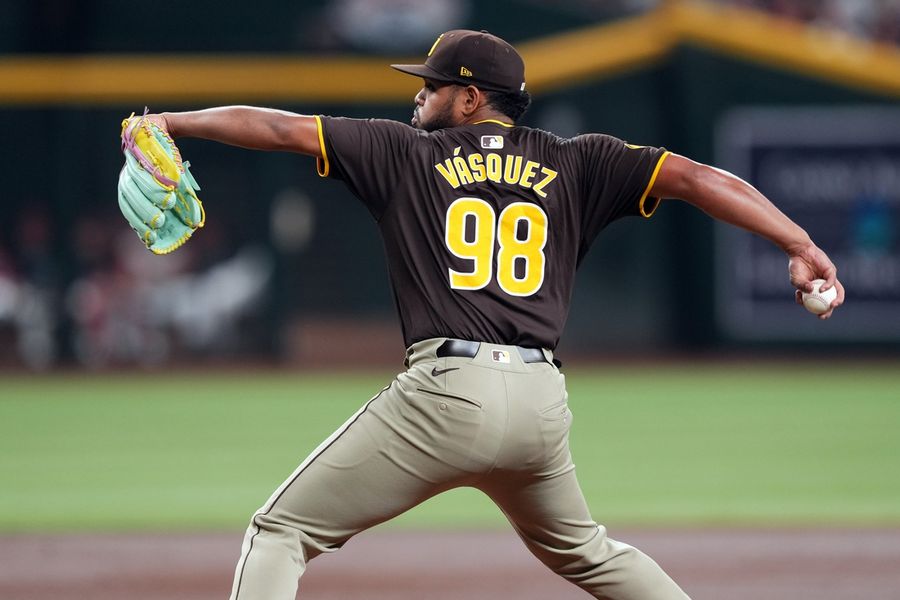 Padres hurt Diamondbacks' playoff bid with shutout win