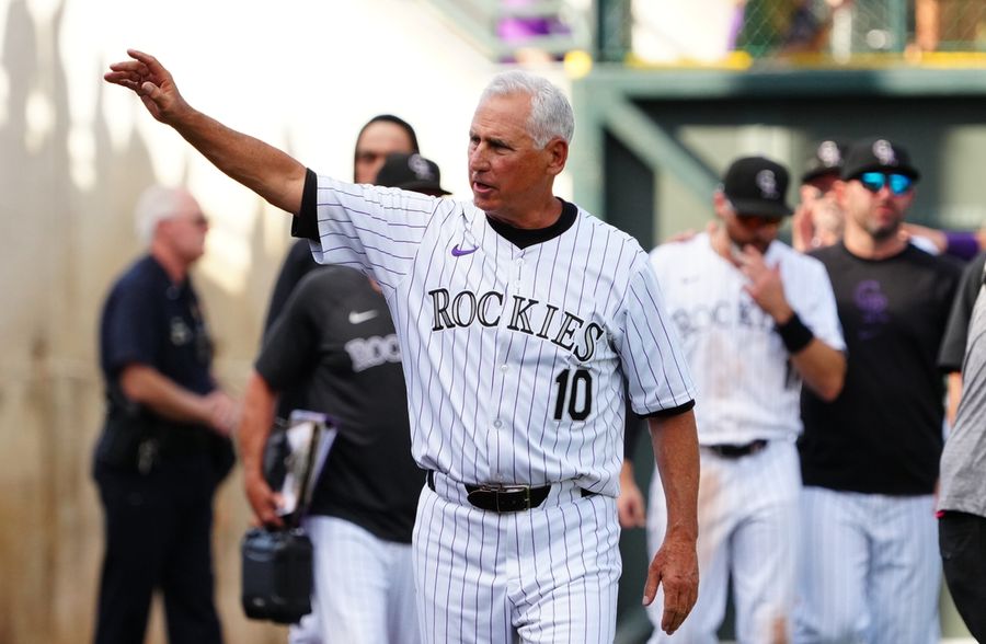 Los Rockies extienden contrato con el manager Bud Black hasta 2025