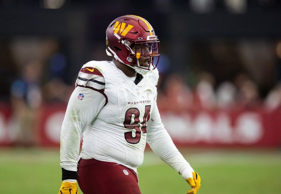 Commanders DL Daron Payne suspended one game