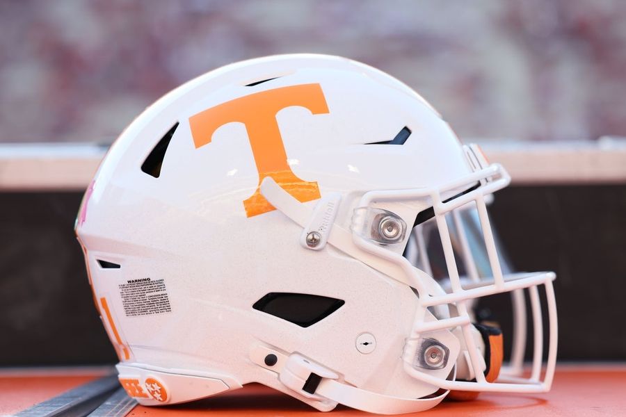 NCAA Football: Tennessee in Arkansas