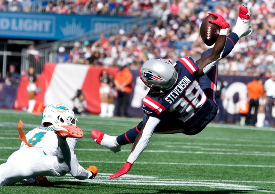 Patriots RB Rhamondre Stevenson (foot) out vs. Texans