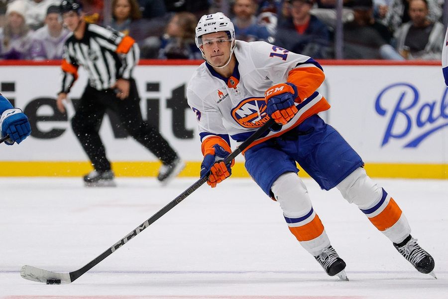 NHL: New York Islanders at Colorado Avalanche