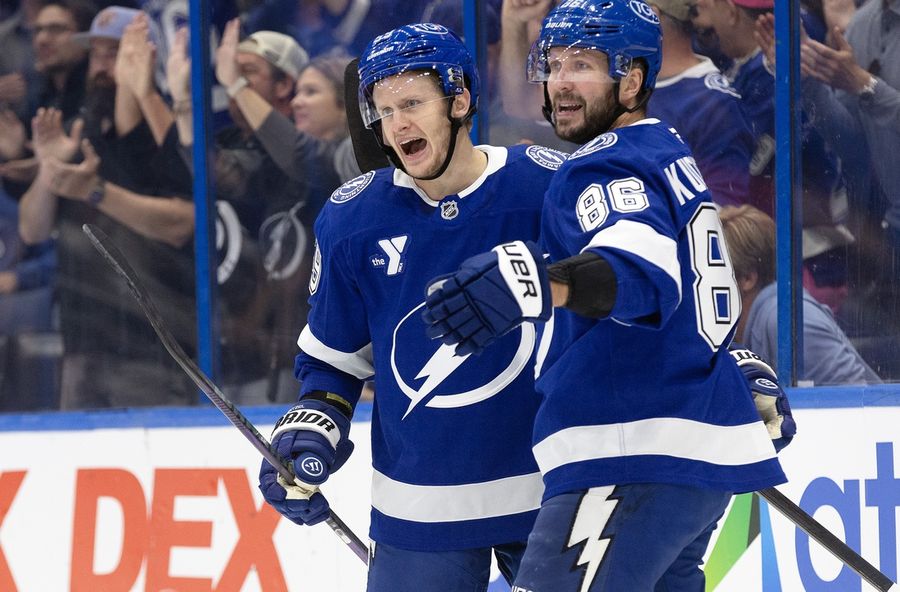 NHL: Vancouver Canucks at Tampa Bay Lightning