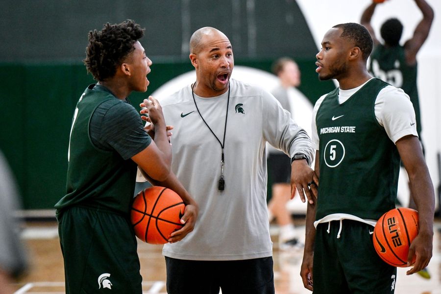 Michigan State, poised for another tourney run, opens vs. Monmouth