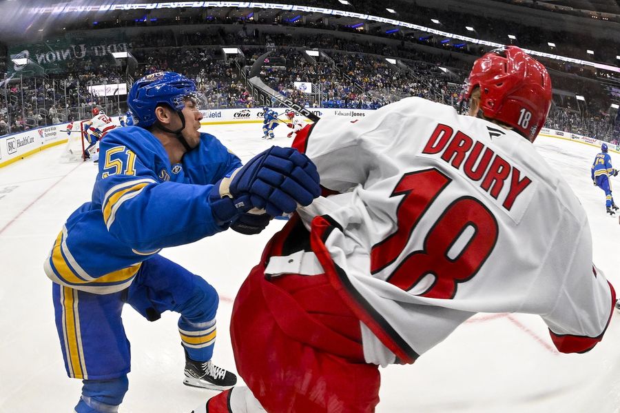 Los Blues vencen a los Hurricanes: el objetivo de Kasperi Kapanen