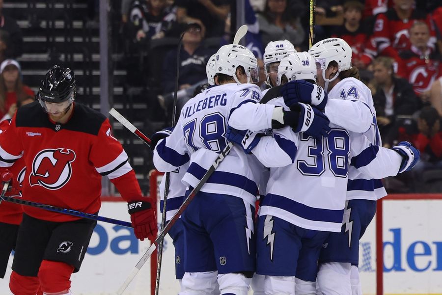 NHL: Tampa Bay Lightning at New Jersey Devils