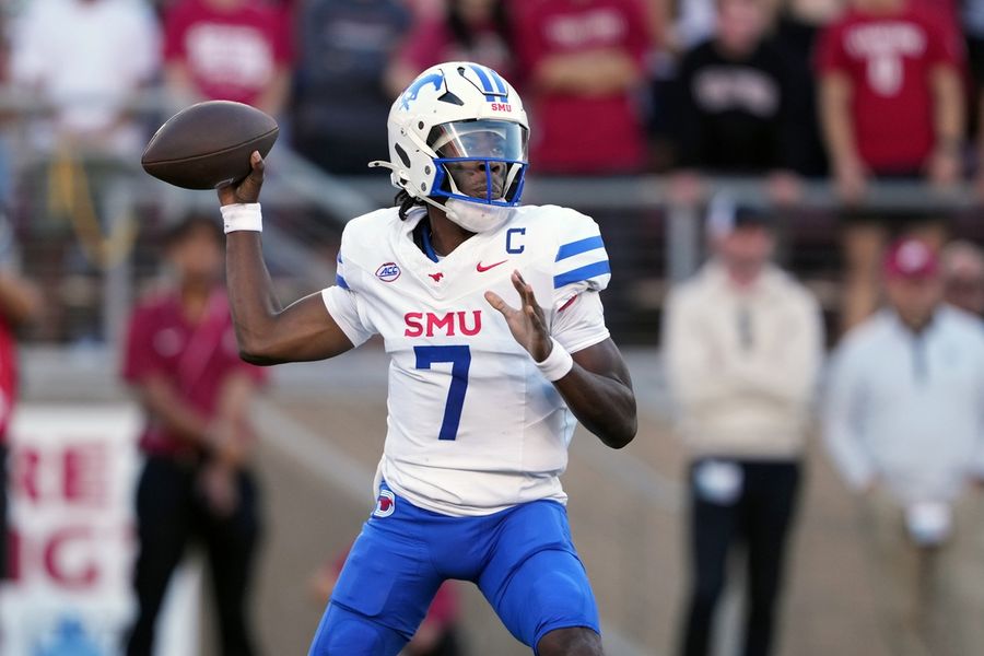 Starting QBs 'ready to roll' for No. 18 Pitt-No. 20 SMU showdown