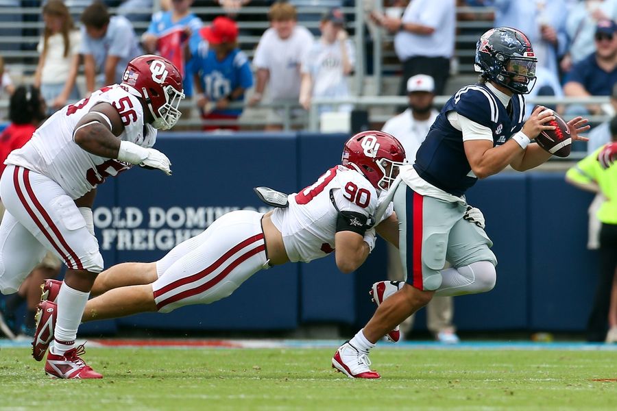 NCAA Football: Oklahoma at Mississippi