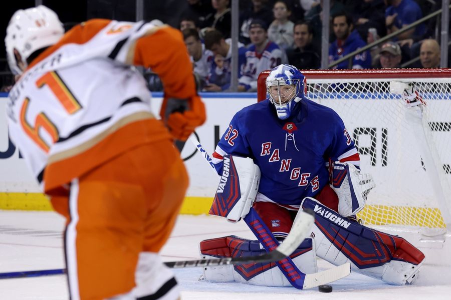 NHL: Anaheim Ducks at New York Rangers