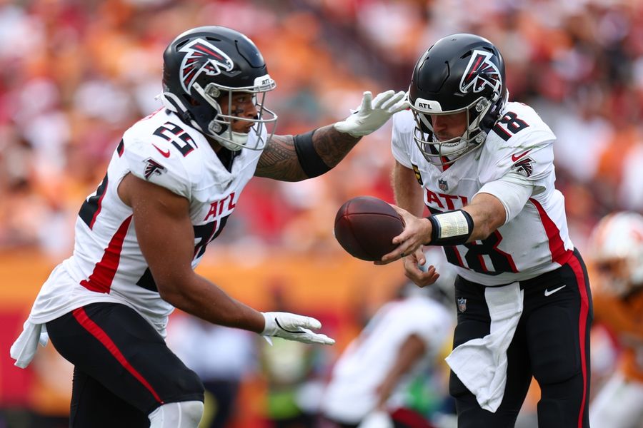 NFL: Atlanta Falcons at Tampa Bay Buccaneers