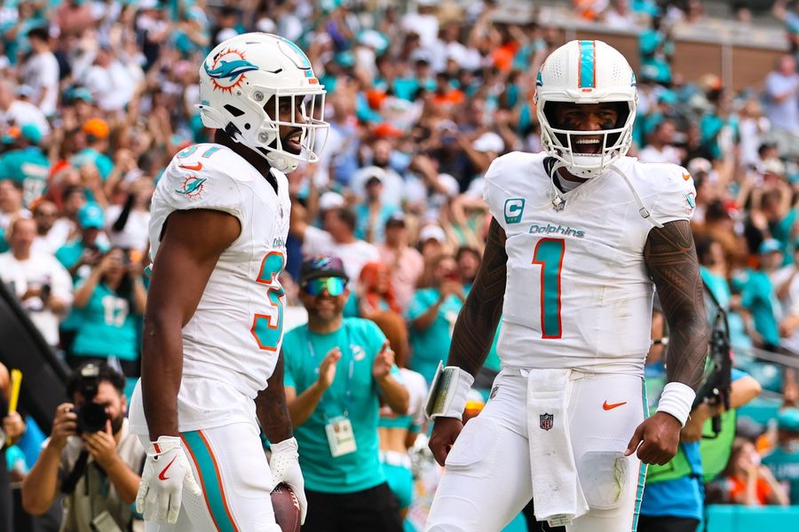 NFL: Arizona Cardinals at Miami Dolphins