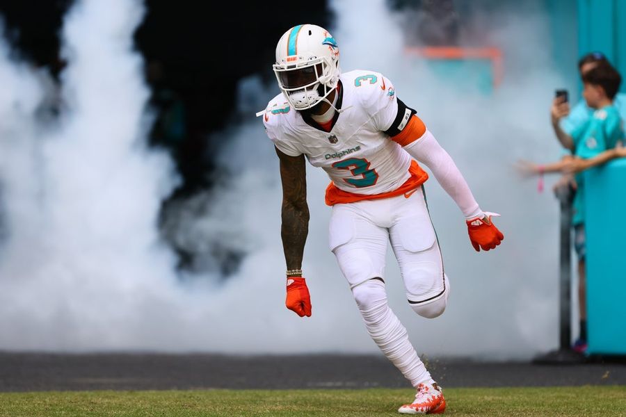 NFL: Arizona Cardinals at Miami Dolphins