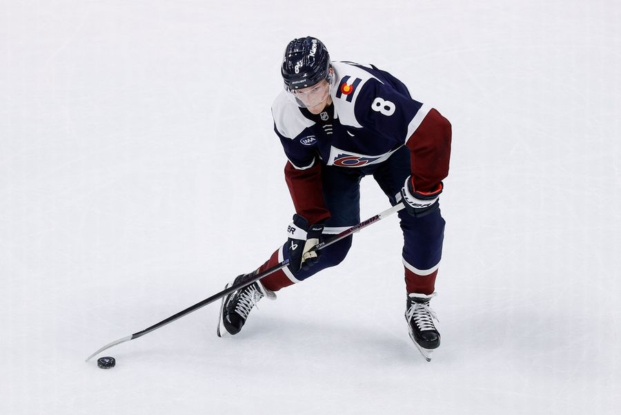 NHL: Chicago Blackhawks at Colorado Avalanche
