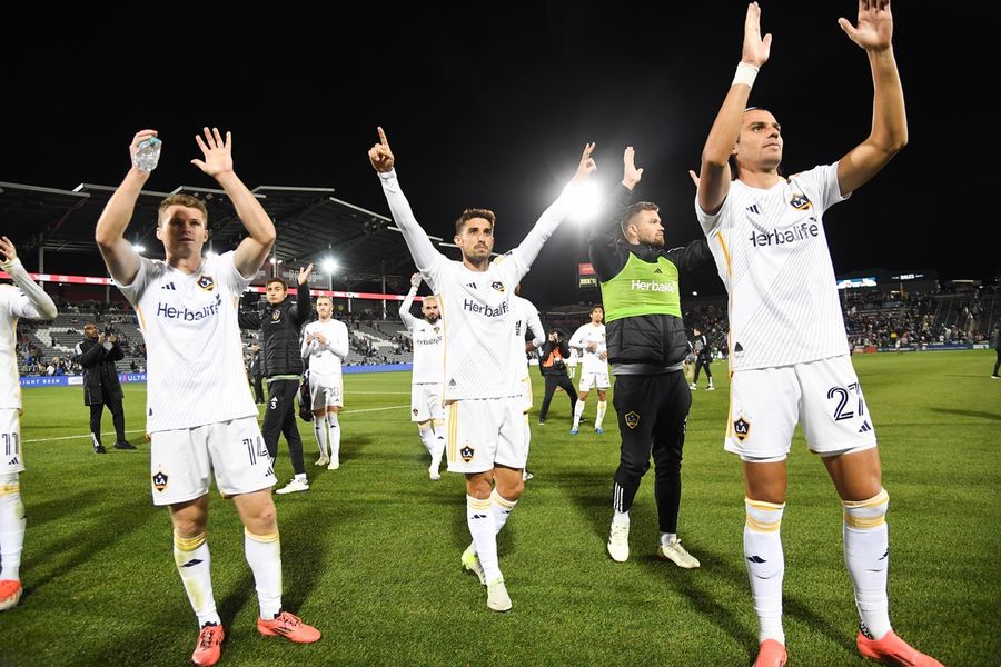 MLS: MLS Cup Playoffs-Round One-LA Galaxy at Colorado Rapids