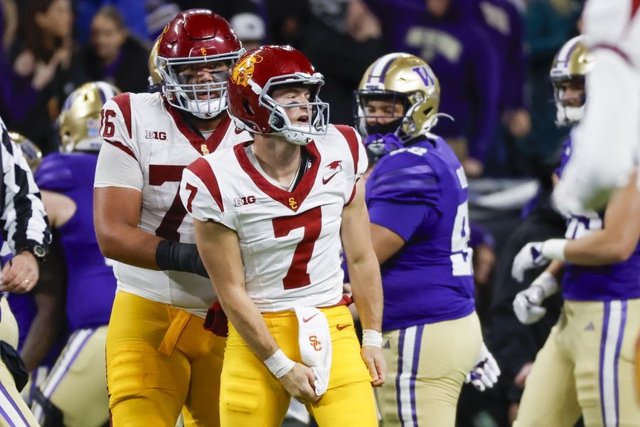 NCAA Football: Southern California at Washington