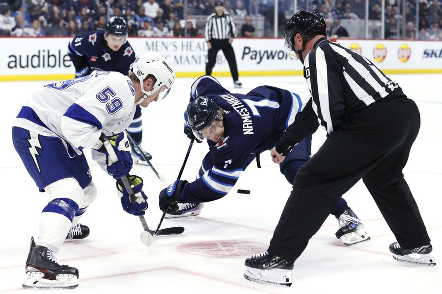NHL: Tampa Bay Lightning at Winnipeg Jets