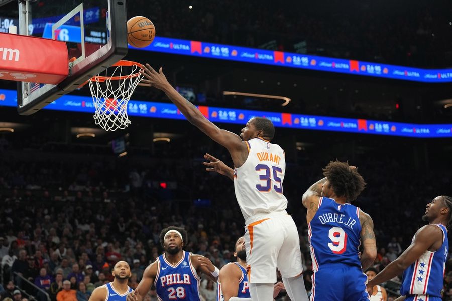 NBA: Philadelphia 76ers at Phoenix Suns