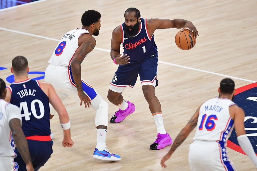 NBA: Philadelphia 76ers at Los Angeles Clippers