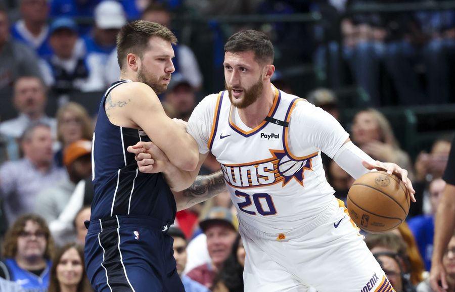 NBA: Phoenix Suns at Dallas Mavericks