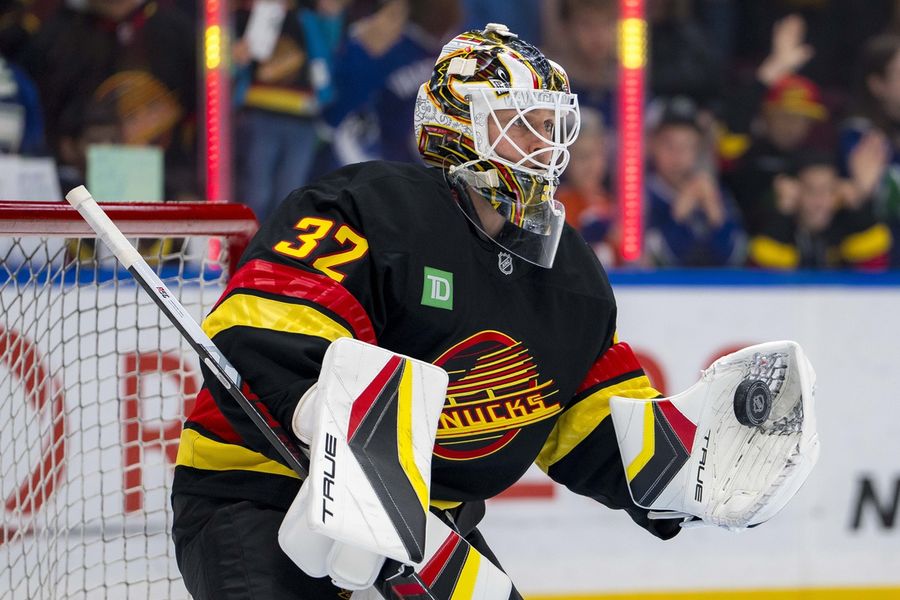 NHL: Edmonton Oilers em Vancouver Canucks