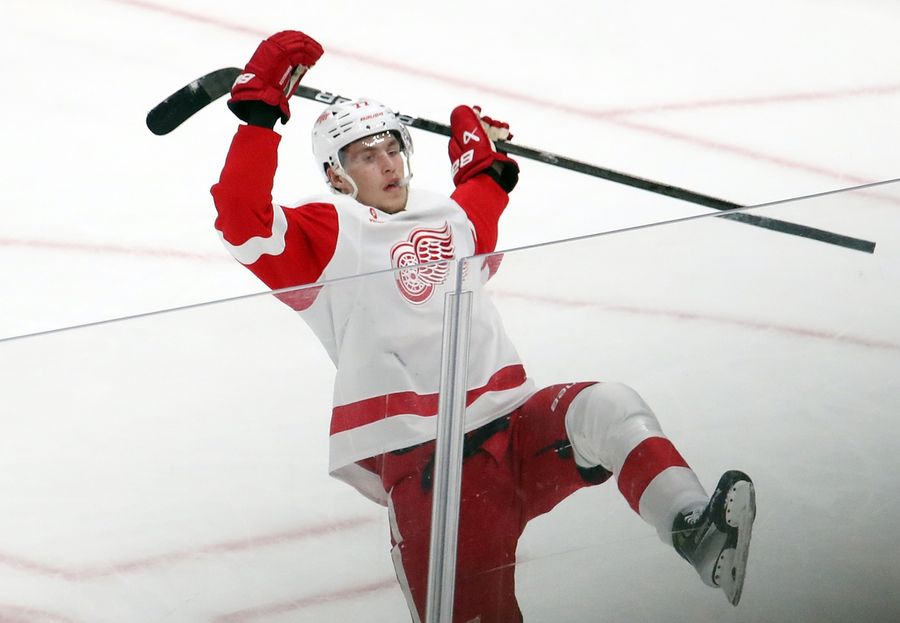 Los Red Wings comienzan la etapa de la Costa Oeste del viaje contra los Ducks en decadencia