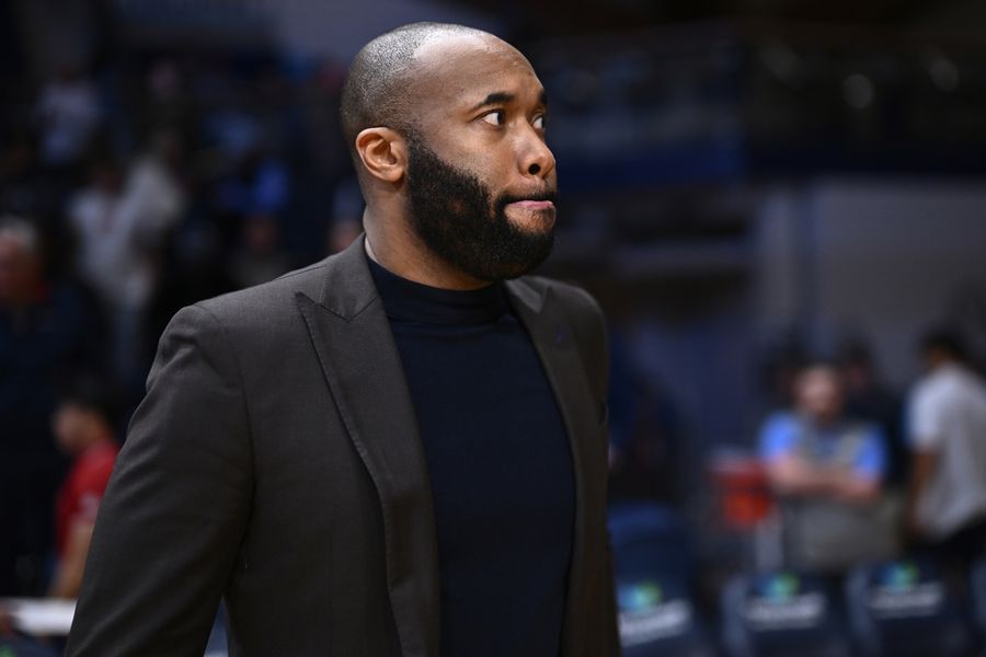 Sharp-shooting Villanova trounces Temple