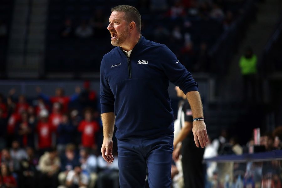 NCAA Basketball: Oral Roberts at Mississippi