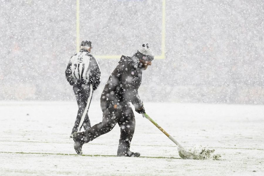 Typhoon conditions in Cleveland? Wild forecast for matchup of 1-5 teams