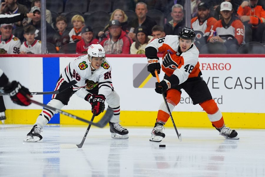 NHL: Chicago Blackhawks at Philadelphia Flyers