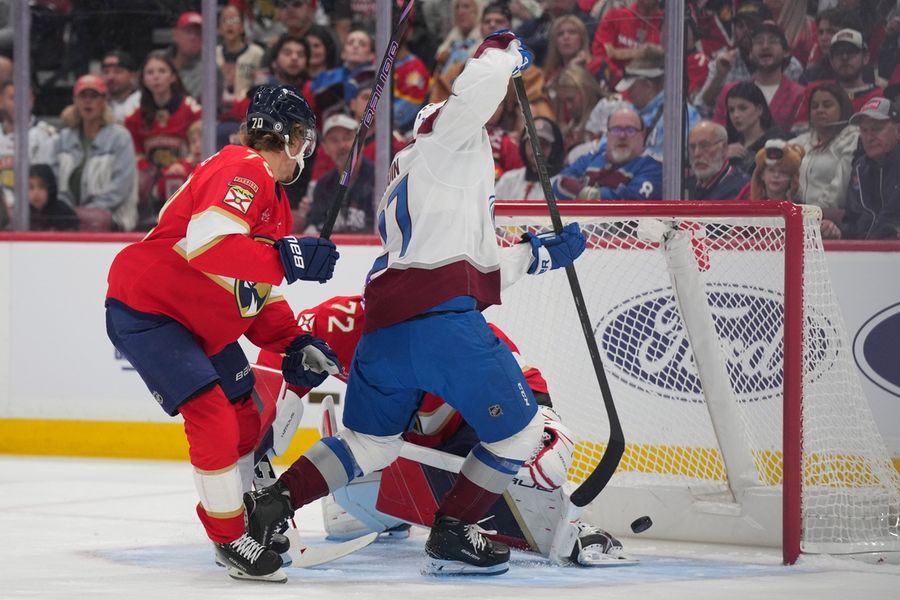 NHL: Colorado Avalanche at Florida Panthers