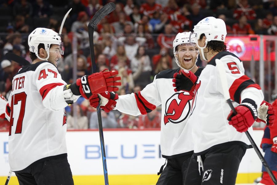 NHL: New Jersey Devils at Washington Capitals