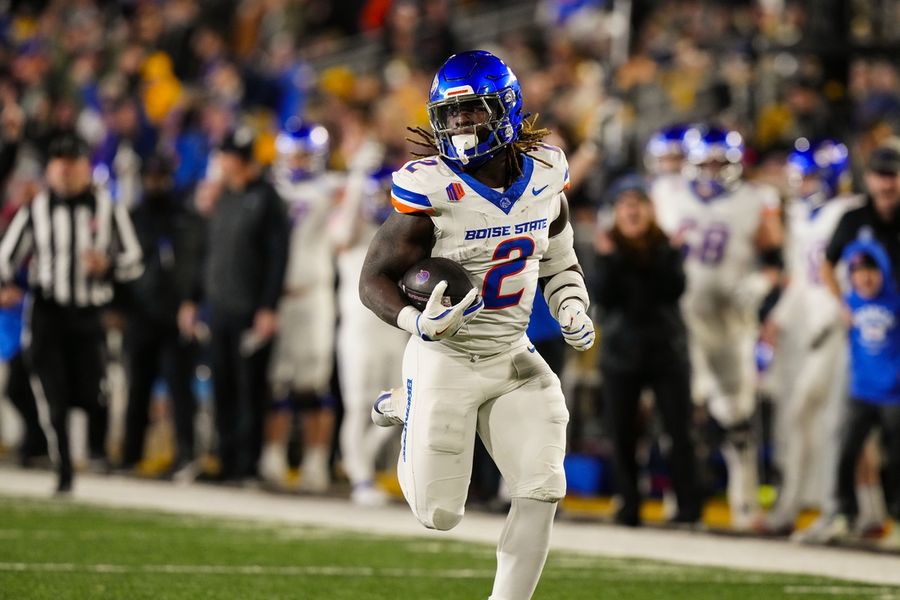 NCAA Football: Boise State at Wyoming