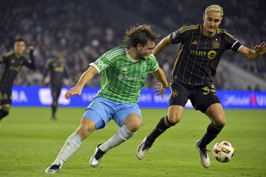 MLS: MLS Cup Playoffs-Western Conference Semifinal-Seattle Sounders FC at LAFC