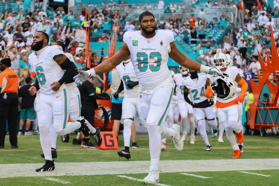 NFL: New England Patriots at Miami Dolphins