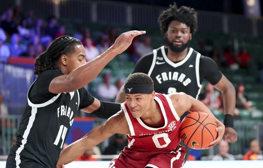 NCAA Basketball: Battle 4 Atlantis-Oklahoma in Providence